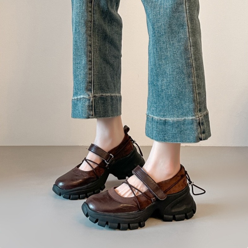 Street Fashion Women - Sepatu Mary Jane Balet Retro Baru