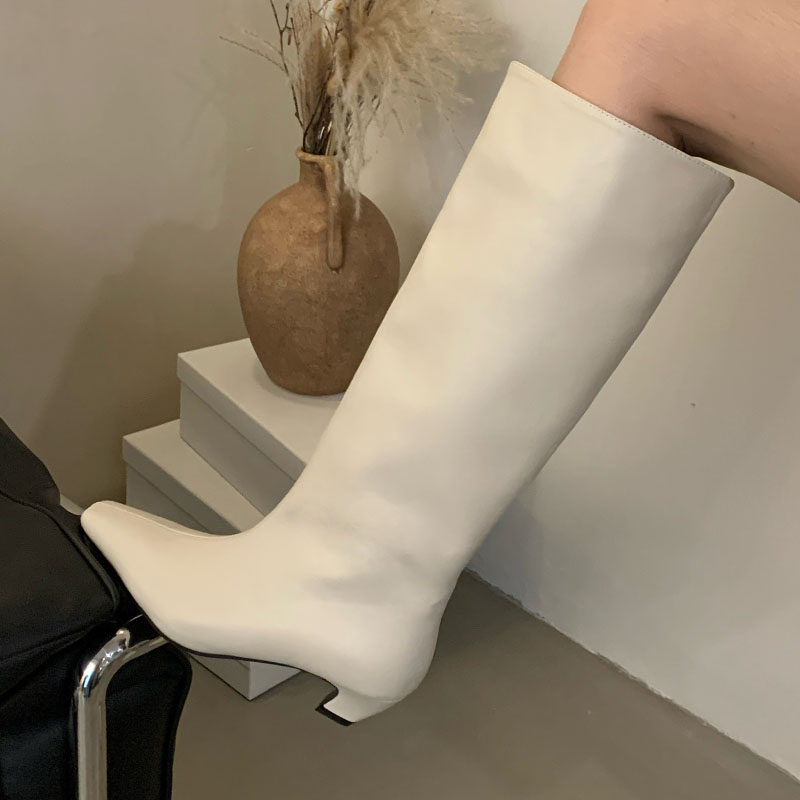 Street Fashion Lady - Sepatu Bot Setinggi Lutut Gaya Jalanan