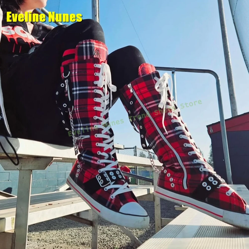 Sepatu Platform Berbentuk Hati - Street Fashion Trend 2025 ulasan dan harga