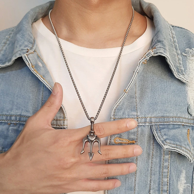 Liontin Trident Poseidon Neptu - Street Fashion Greece ulasan dan harga