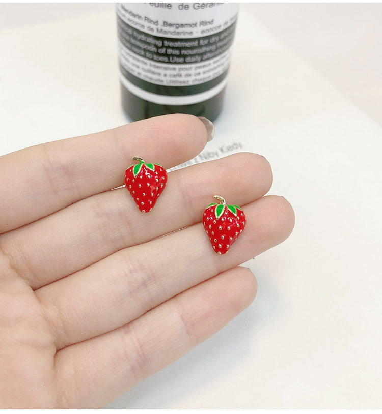 Anting Stroberi Akrilik Mode B - Street Fashion Shoot ulasan dan harga