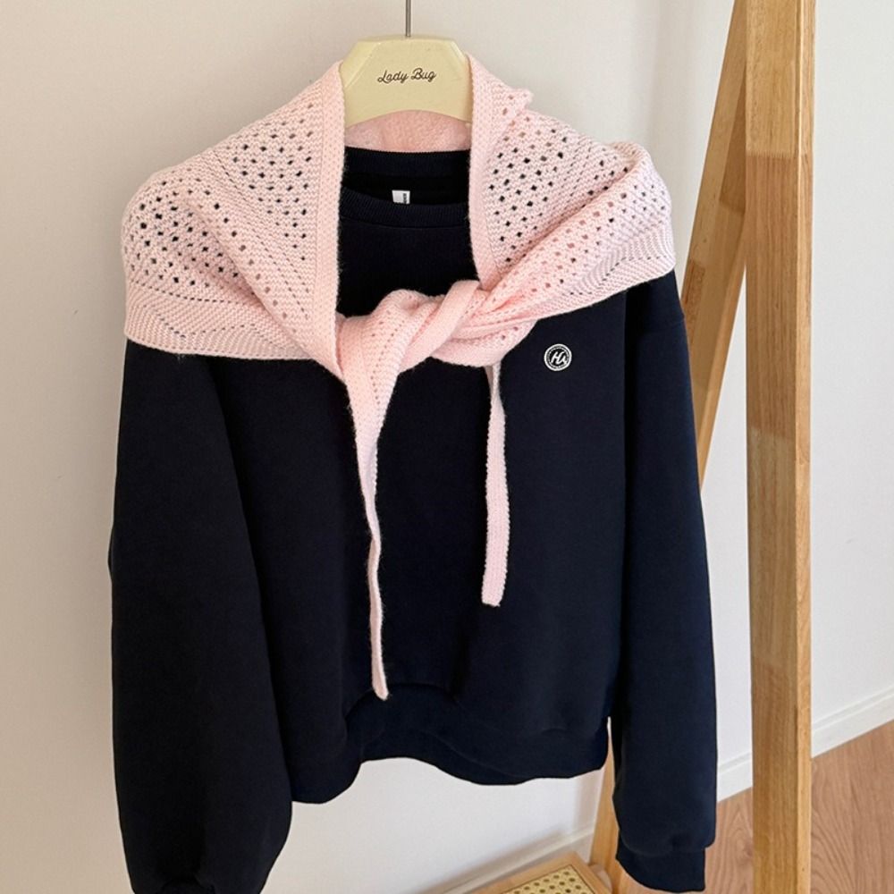 Syal Segitiga Rajutan Berluban - Street Fashion Shoot ulasan dan harga